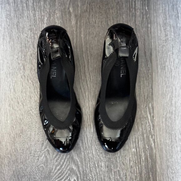 Chanel CC Stretch Black Patent Leather Heels – Size 38 (Fits Like 7.5) - Picture 8 of 8